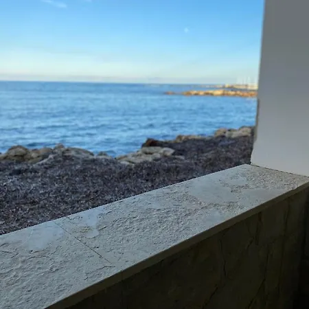 Rosa Dei Venti House * 마르자메미